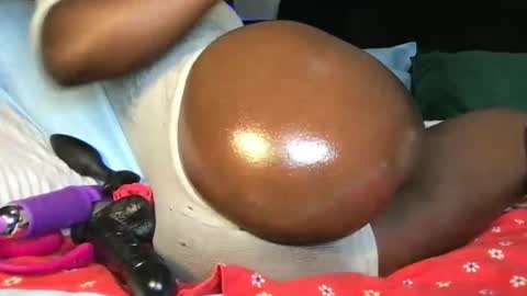 naughty_sandrah online show from June 28, 2026, 3:23 am