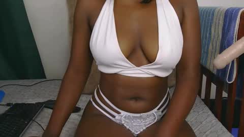 naughty_shaz online show from March 21, 2026, 12:04 am