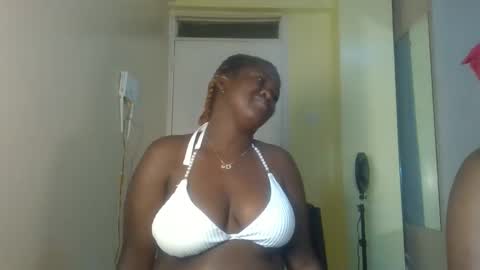 Lydiah online show from October 6, 2025, 10:51 pm