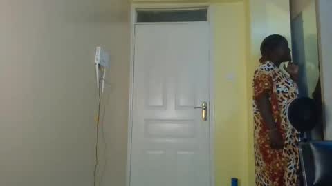 Lydiah online show from October 7, 2025, 6:16 pm