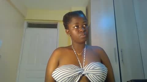 Lydiah online show from October 22, 2025, 8:14 am