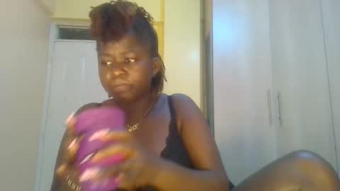 Lydiah online show from October 23, 2025, 4:56 am