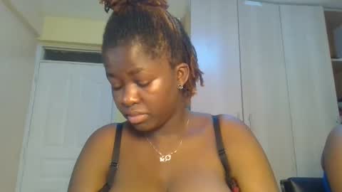 Lydiah online show from October 26, 2025, 5:13 am