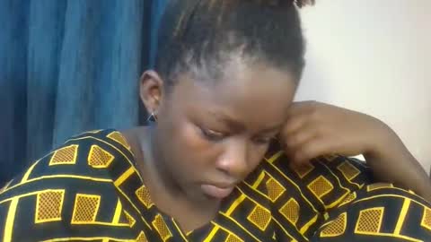 Lydiah online show from November 1, 2025, 1:46 pm