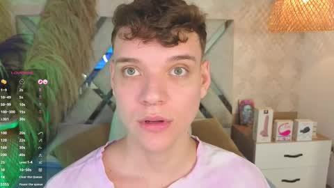 Snapshot of naughty_twink_ chatting on October 8, 2025, 4:21 am Noah online show from October 8, 2025, 4:21 am