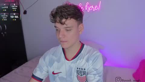Snapshot of naughty_twink_ chatting on June 26, 2026, 2:05 am Noah online show from June 26, 2026, 2:05 am