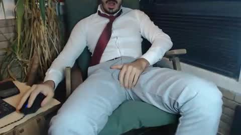 naughty pervert masterboy online show from January 19, 2025, 8:19 pm