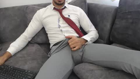 naughty pervert masterboy online show from September 9, 2025, 12:15 pm