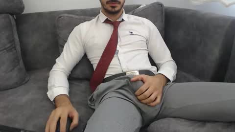 naughty pervert masterboy online show from September 12, 2025, 9:09 am