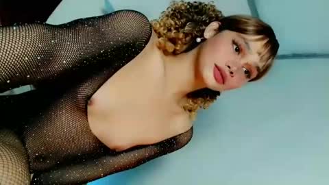 bella online show from December 14, 2024, 10:50 pm