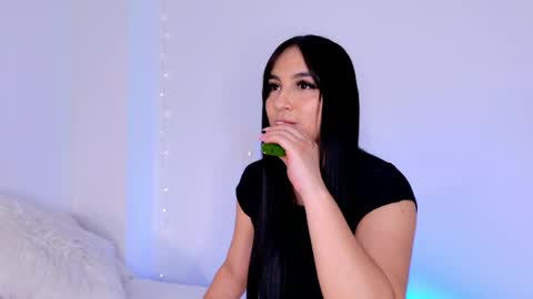      online show from May 15, 2026, 10:50 pm