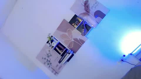 naughtybynight28 online show from February 15, 2026, 1:52 pm