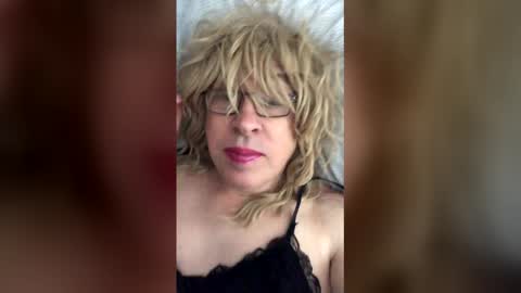 Snapshot of naughtycdgurl chatting on April 4, 2026, 1:08 pm naughtycdgurl online show from April 4, 2026, 1:08 pm