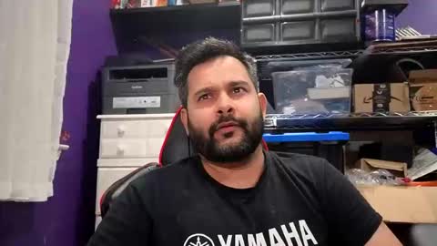 sakhtlaundaz online show from October 22, 2025, 2:12 am