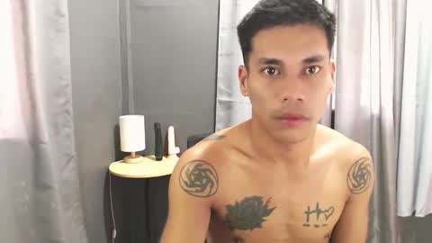 naughtyfuck_boy online show from April 21, 2026, 1:53 am