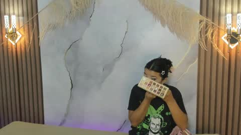 naughtyfusion_os online show from May 6, 2026, 1:38 pm