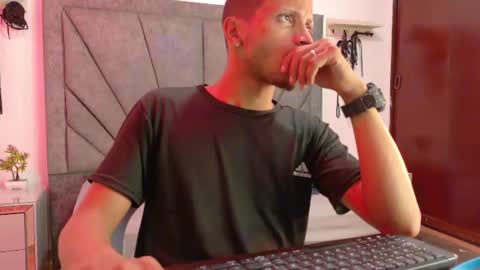 naughtyfusion_os online show from June 16, 2026, 1:14 pm