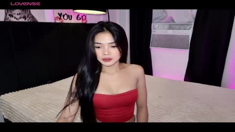 Snapshot of naughtygirl18x chatting on April 13, 2026, 9:53 pm Mitch online show from April 13, 2026, 9:53 pm