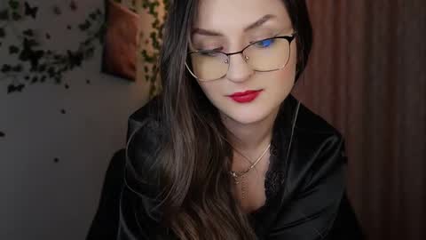 Snapshot of naughtyhomemade17 chatting on February 15, 2025, 5:50 pm Mya Alexya online show from February 15, 2025, 5:50 pm