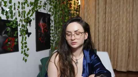 Snapshot of naughtyhomemade17 chatting on October 15, 2025, 12:22 am Mya Alexya online show from October 15, 2025, 12:22 am