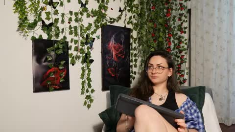 Snapshot of naughtyhomemade17 chatting on October 21, 2025, 12:06 pm Mya Alexya online show from October 21, 2025, 12:06 pm