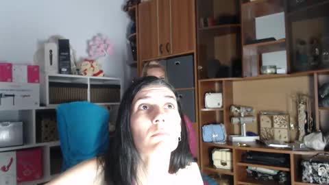 Alexia online show from May 1, 2026, 6:40 am