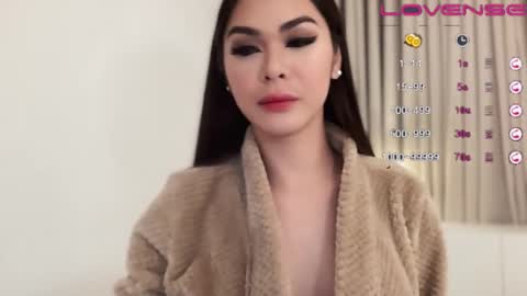 Snapshot of naughtymartinaxxx chatting on February 13, 2025, 9:51 am Martina online show from February 13, 2025, 9:51 am