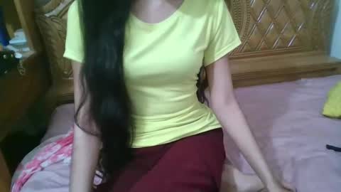 naughtymodhurima online show from March 9, 2025, 6:32 pm