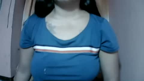 naughtymom_33 online show from September 8, 2025, 7:46 pm