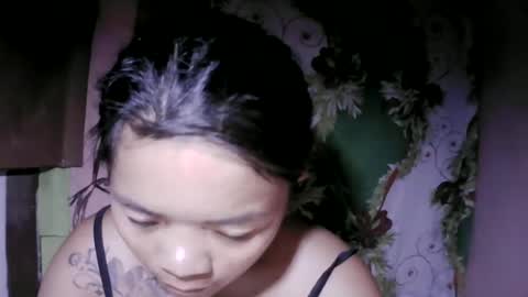 Snapshot of naughtymom_33 chatting on June 27, 2026, 9:36 am naughtymom_33 online show from June 27, 2026, 9:36 am