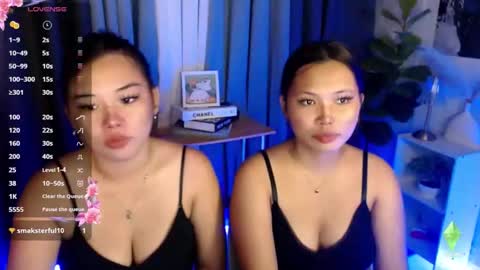 naughtymorenagirl online show from May 2, 2026, 2:38 am