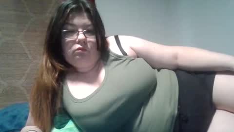 Natalie online show from May 15, 2026, 3:52 pm
