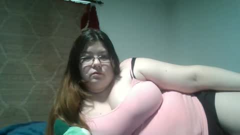 Natalie online show from May 17, 2026, 11:45 pm