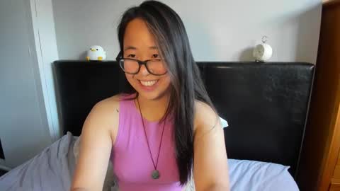 Snapshot of naughtynerdygirl chatting on October 24, 2025, 9:49 am Gigi Chu online show from October 24, 2025, 9:49 am