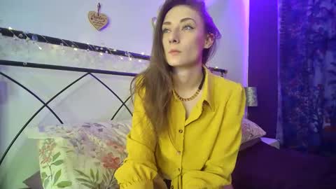 naughtynymph01 online show from December 16, 2024, 8:05 pm