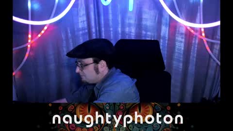 Snapshot of naughtyphotons chatting on February 28, 2025, 7:37 am naughtyphotons online show from February 28, 2025, 7:37 am