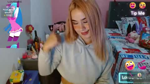 naughtyplayass online show from December 12, 2024, 6:31 pm