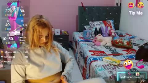 naughtyplayass online show from December 13, 2024, 12:42 am