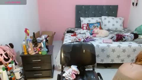 naughtyplayass online show from December 28, 2024, 4:52 pm