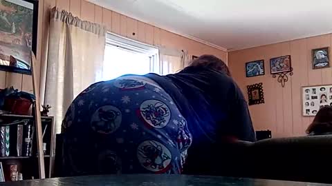 naughtyslut2079 online show from September 15, 2025, 5:24 pm