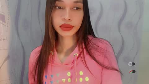 Celine online show from December 23, 2025, 1:36 am