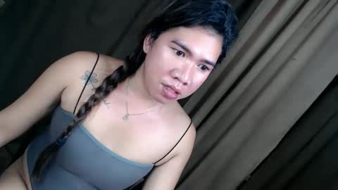 naughtywildvenice online show from May 9, 2026, 5:34 am