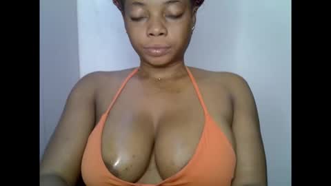 Snapshot of naughtyxcuntx chatting on October 27, 2025, 6:06 am naughtyxcuntx online show from October 27, 2025, 6:06 am