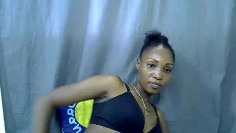 naughtyy4u online show from March 15, 2026, 3:51 pm