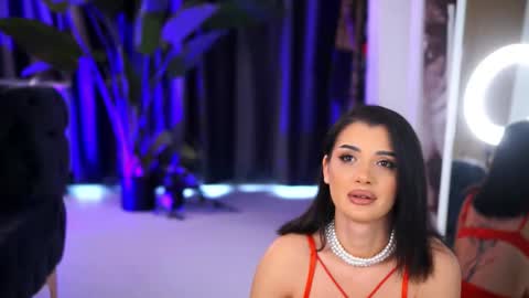 Chloe online show from February 11, 2026, 7:46 am