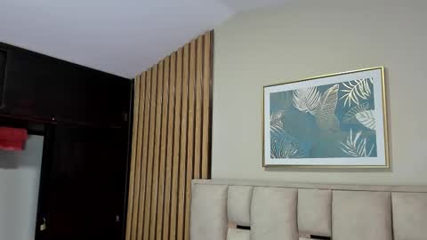 Sexy Milf  online show from September 9, 2025, 11:54 am