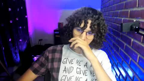 Snapshot of naugthy_kyle19 chatting on January 22, 2025, 2:26 am naugthy_kyle19 online show from January 22, 2025, 2:26 am