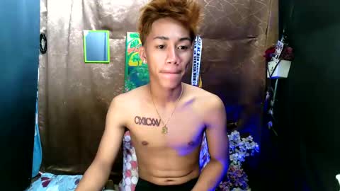 Snapshot of naugthyboyloy chatting on September 23, 2025, 4:04 am Loy online show from September 23, 2025, 4:04 am