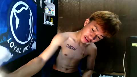 Snapshot of naugthyboyloy chatting on October 15, 2025, 5:40 am Loy online show from October 15, 2025, 5:40 am