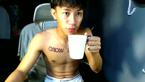 Loy online show from May 18, 2026, 7:31 pm